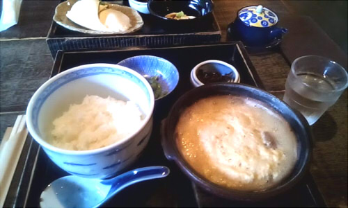 箱根観光　湯葉丼